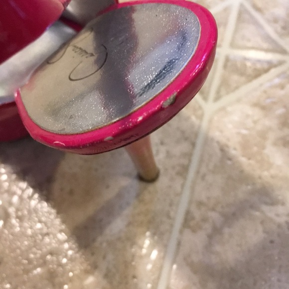 Jessica Simpson hot pink high heels - Picture 8 of 8